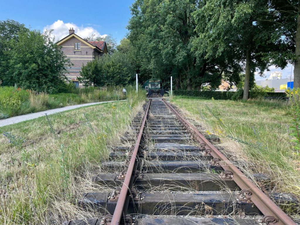 oud treinspoor treinbaan spoor