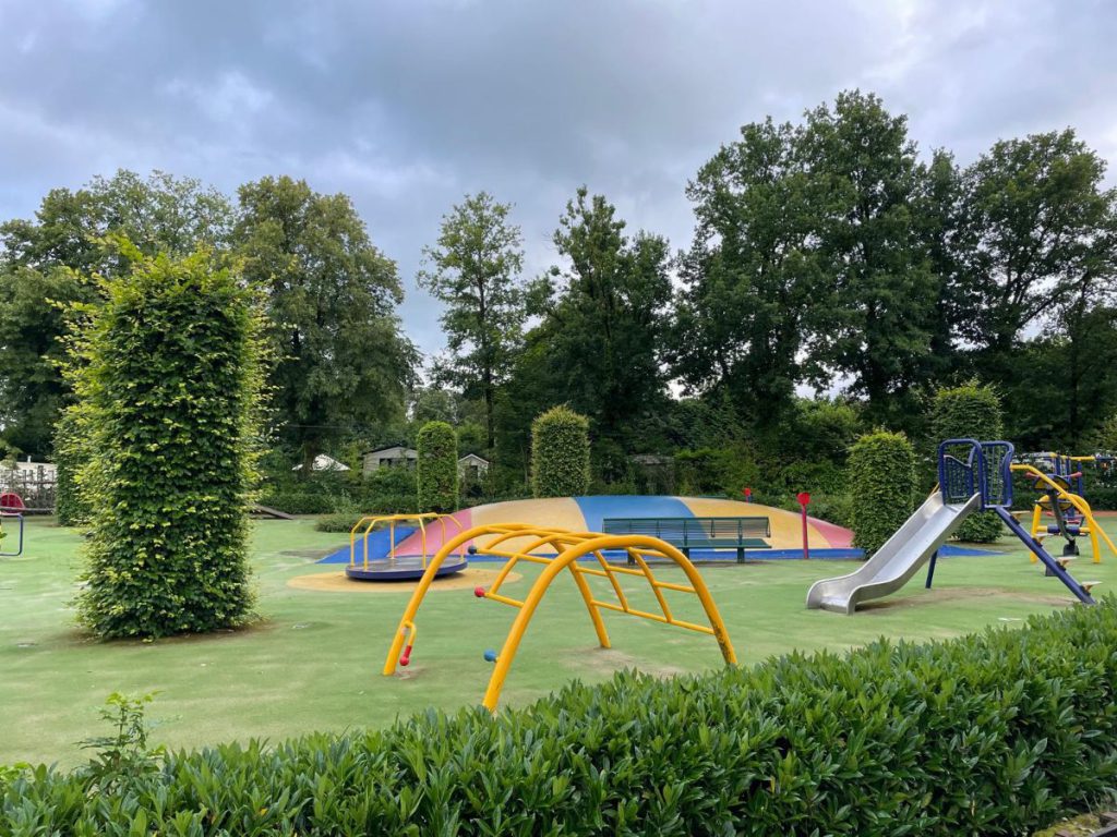 speeltuin speeltoestellen playground