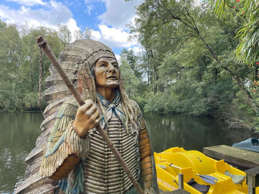 Natuurpark de Leemputten indiaan waterfiets bos