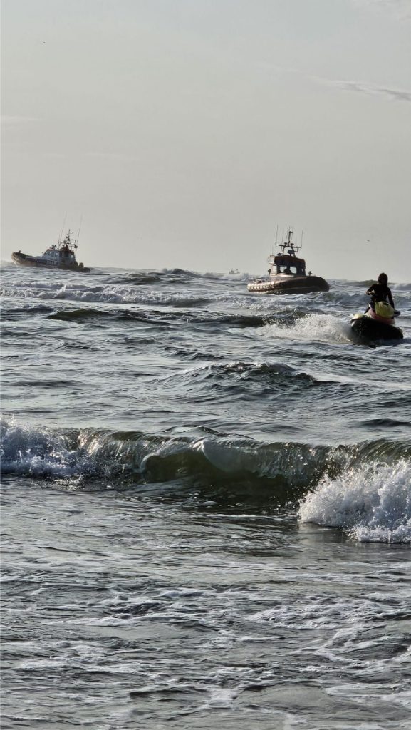 KNRM oefening met lifeguards 